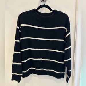 H&M sweater